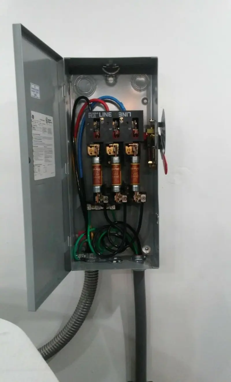 Three-phase disconnect switch installed for Electrical Wiring & Rewiring in Chandler